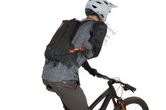 Plecak rowerowy z bukłakiem THULE Rail Bike H2O -8 litrów - obsidian - 10